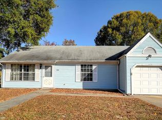 1179 N Farmview Dr, Dover, DE 19904