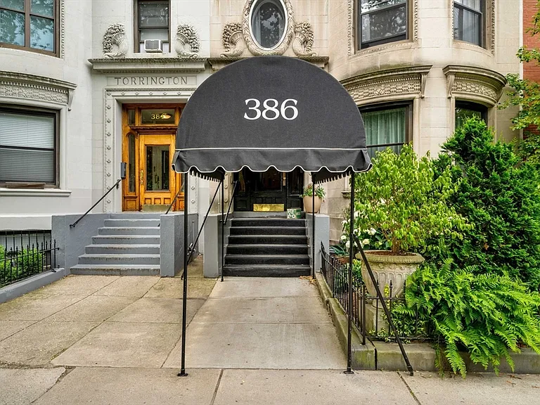 386 Commonwealth Ave #23 — Photo 32