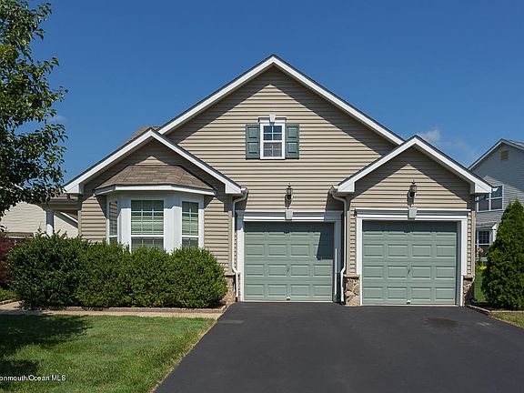 2nd image of 173 Enclave Blvd