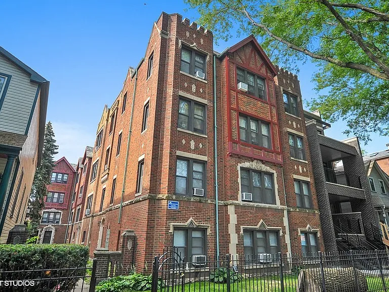 1461-65 W. Byron St. — Photo 1