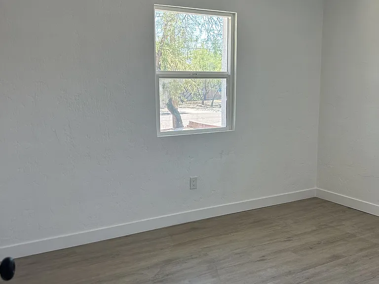 3243 E Camden St #1 — Photo 6