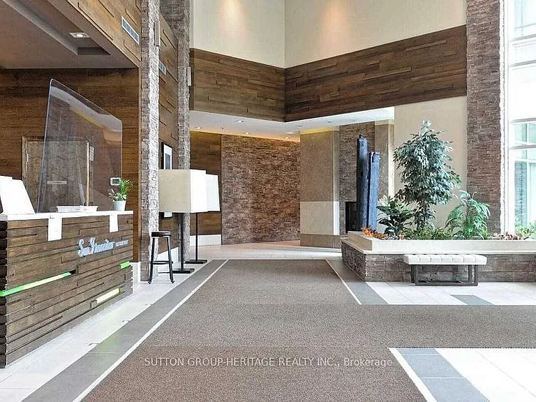 1215 Bayly St #807 — Photo 4