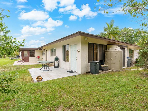 4th image of 5115 Rose Hill Drive