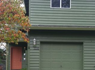 335 S 16th St APT B, Saint Helens, OR 97051