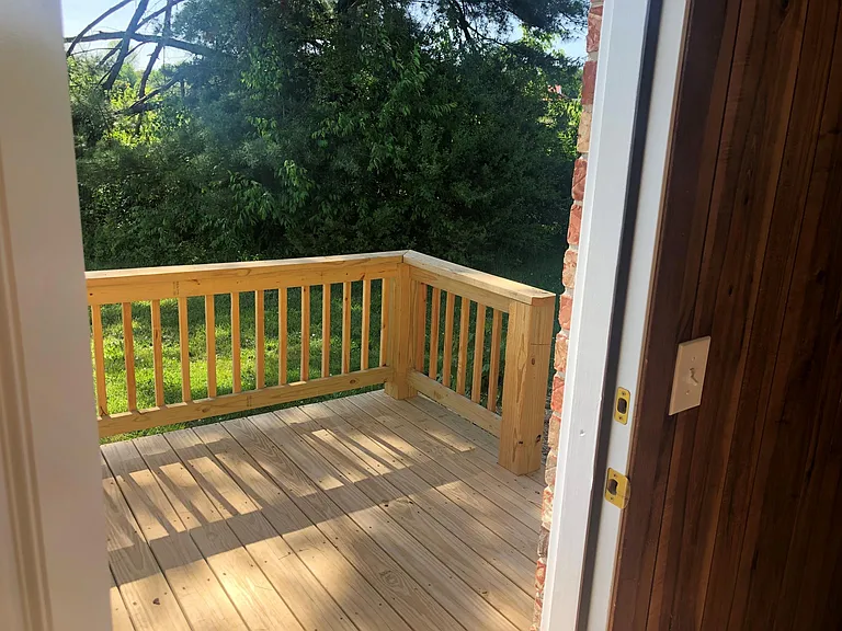 539 E Morgan St #B12 — Photo 10