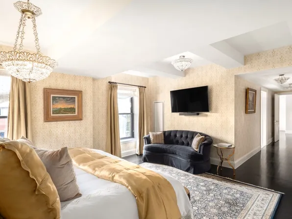 150 West 12th Street image 28 of 37