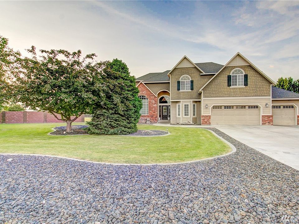 1st image of 215 Road I NE