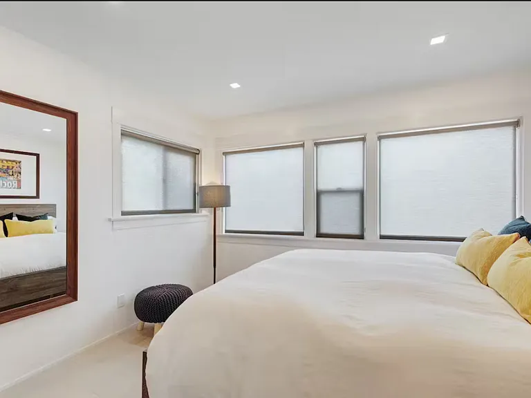 5080 Long Branch Ave — Photo 18