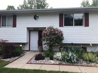 3610 W Wackerly St, Midland, MI 48640