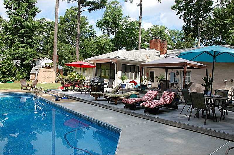 1st image of 1433 Carolyn Dr