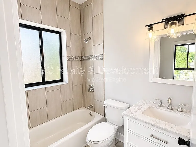 3437 S Morgan St #3W — Photo 6