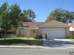 1025 Stetson Ave, Rosamond, CA 93560