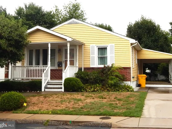 2 Dinsmore Ave, Glen Burnie, MD 21061