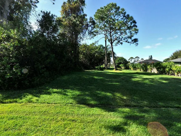 3082 SE Dalhart Road, Port St Lucie, FL 34952
