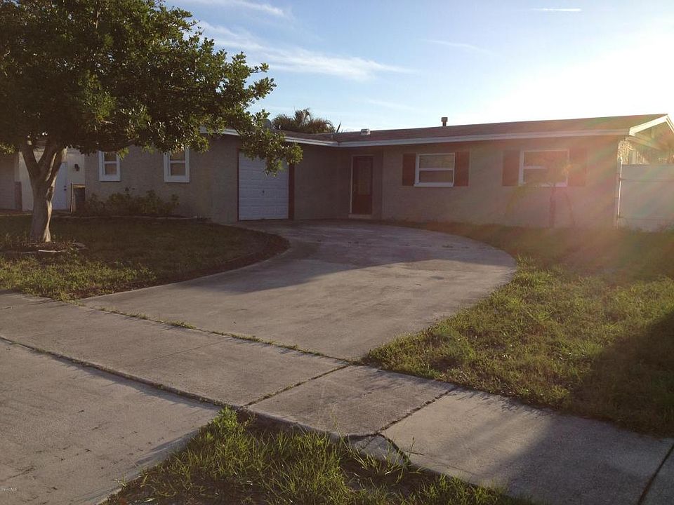 1st image of 865 E Richland Ave