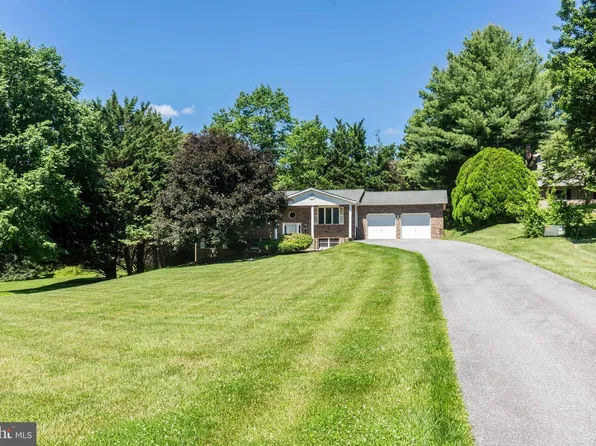 1260 Campus Ct, Westminster, MD 21157
