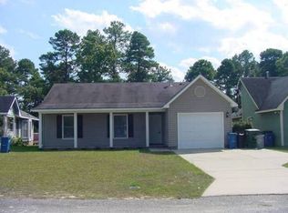 2158 Skyview Dr, Fayetteville, NC 28304
