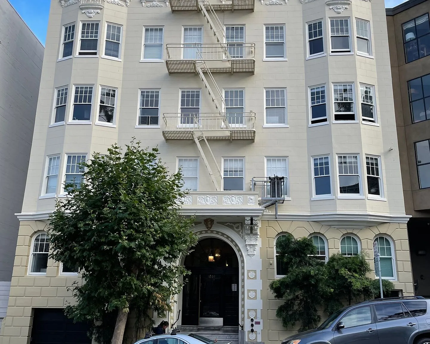 1809 California Street — Photo 1