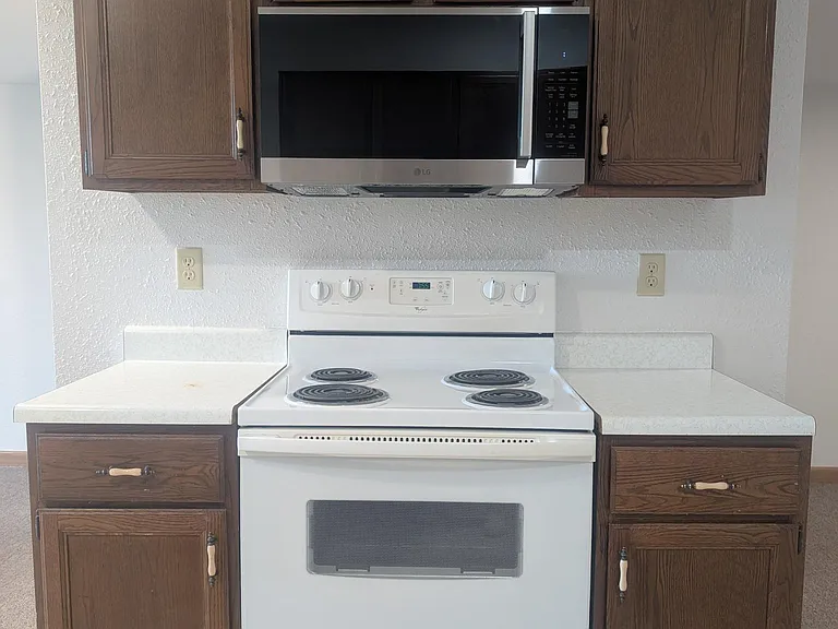 115 Woodland Ave #1/2-B — Photo 5