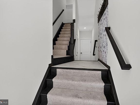 2nd image of 23465 Belvoir Woods Ter