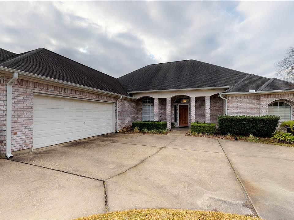 1st image of 2145 Brewton Cir