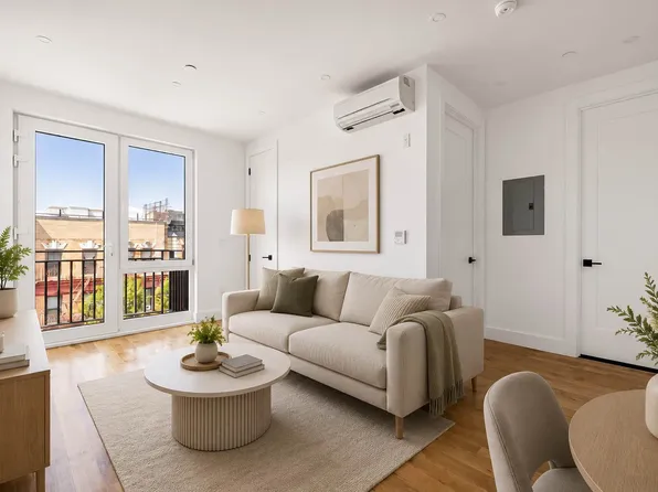 624 Metropolitan Avenue image 1 of 10