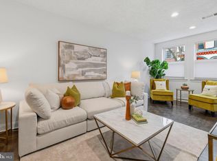 736 S 6th St, Philadelphia, PA