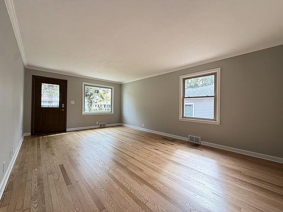 2nd image of 2308 West Lawn AVENUE