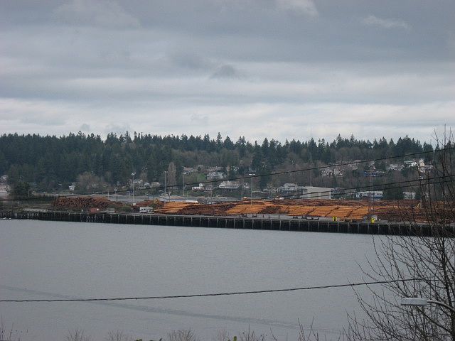 1st image of 437 W Bay Dr NW