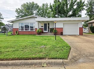 306 E Peters Ave, Owensville, MO 65066