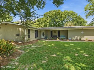 100 Crimson Ln, Brandon, MS 39042