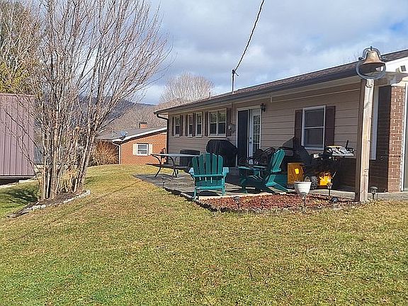 2nd image of 149 Melody Ln