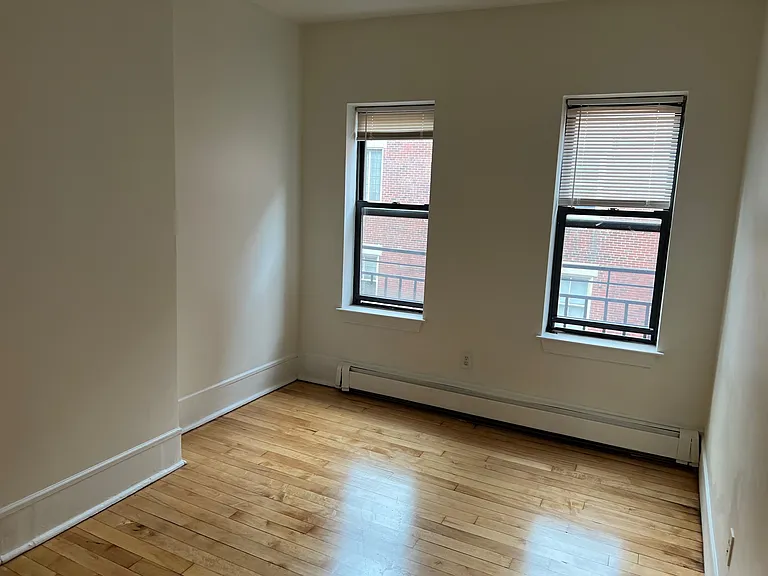19 Hemenway St #4 — Photo 15