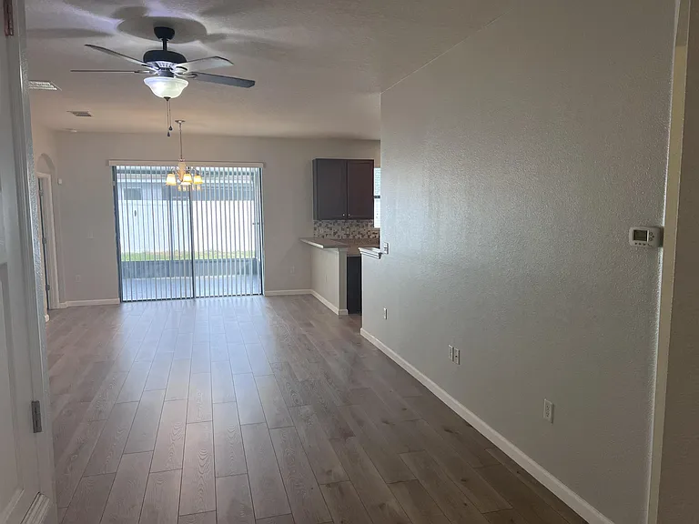 3113 Harris Park Way — Photo 8