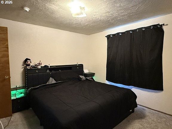 5th image of 2829 Applewood Ln