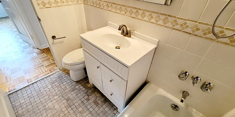 Rented by Corcoran | media 14