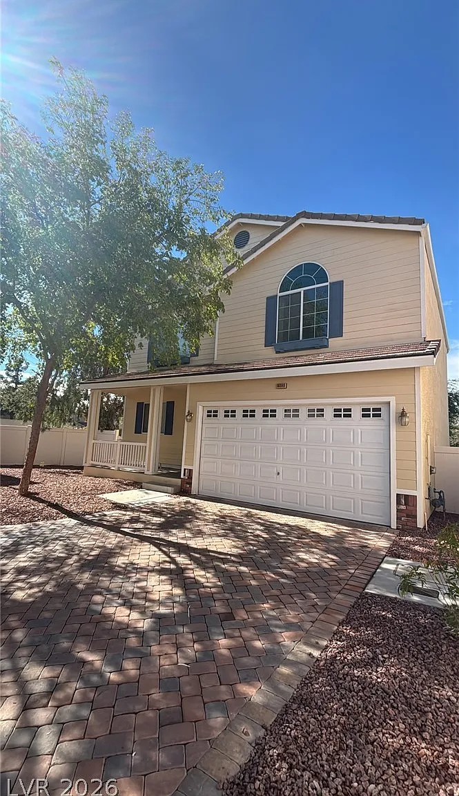 4 bed, 3.0 bath, 1735 sqft, $2,250 — Photo 2