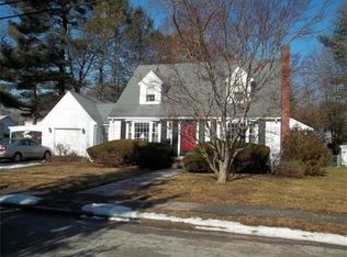 19 Sycamore Rd, Weymouth, MA 02190