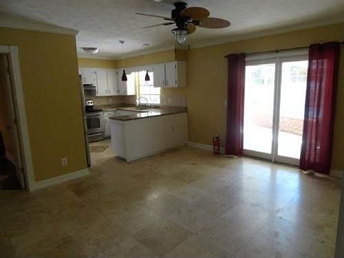 4th image of 5020 Brighton Dr