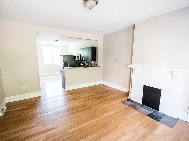 2619 Josephine St — Photo 5