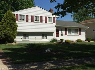 6509 Grayfriar Dr, Brookpark, OH