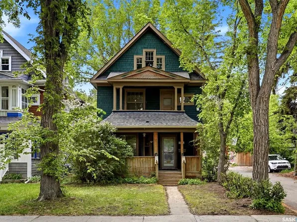 2026 GARNET STREET, Regina, SK S4T 2Z6