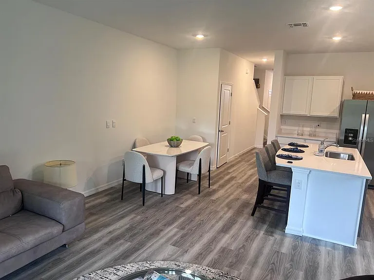17461 Spanish Oak Loop — Photo 5