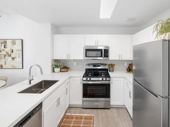 Resort at the Lakes, 9999 W Katie Ave Unit 1301, Las Vegas, NV 89147