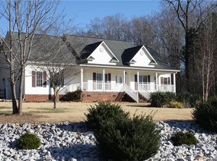 713 Flamingo Rd, Clover, SC 29710