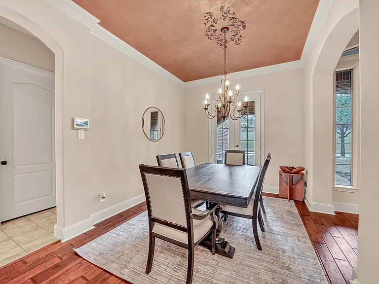 5048 Exposition Way — Photo 23