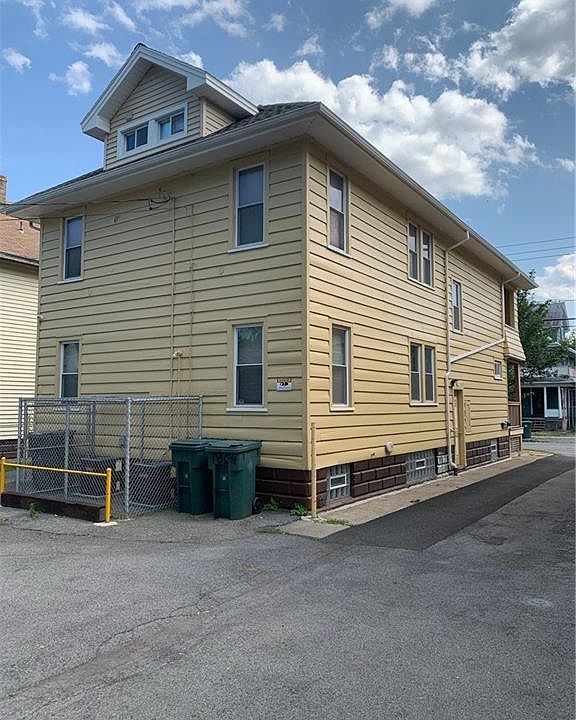 2nd image of 1856-1858 Clifford Ave