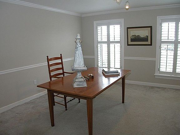 5th image of 124 Aspen Dr