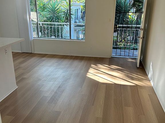 4th image of 4056 Inglewood Blvd #8