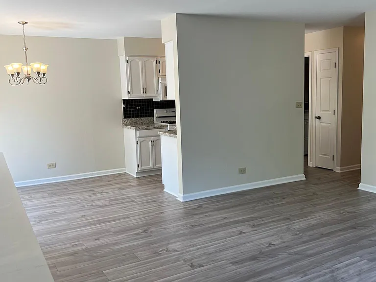 2748 Weeping Willow Dr — Photo 5